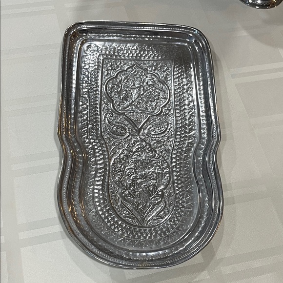 Vintage Never Used Elegant Very Ornate Silver Samovar - Picture 8 of 9